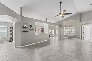 8435 Adele Rd, Lakeland, FL 33810 - Photo 5