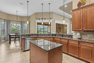6370 Highlands In The Woods Ave, Lakeland, FL 33813 - Photo 15