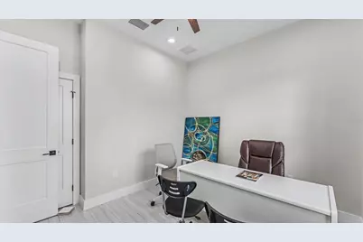 2729 Sunrise Landing Lane, Lakeland, FL 33812 - Photo 9