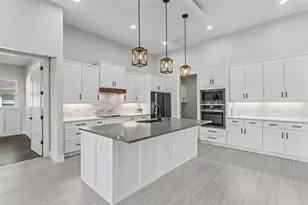 2729 Sunrise Landing Ln, Lakeland, FL 33812 - Photo 15
