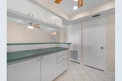 1130 N Lake Parker Avenue #A308, Lakeland, FL 33805 - Photo 11
