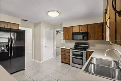 2024 Charnes Court, Lakeland, FL 33813 - Photo 9