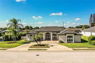 2205 Chesterfield Cir, Lakeland, FL 33813 - Photo 1