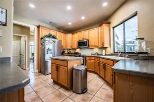 2205 Chesterfield Cir, Lakeland, FL 33813 - Photo 13