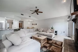 1749 Lady Bower's Trail, Lakeland, FL 33809 - Photo 15