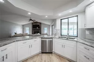 1749 Lady Bower's Trail, Lakeland, FL 33809 - Photo 7