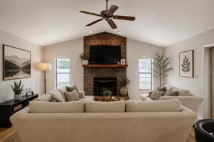1749 Lady Bower's Trail, Lakeland, FL 33809 - Photo 19