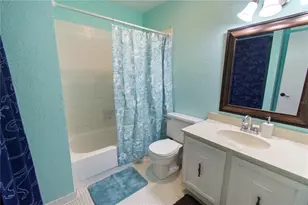 1836 N Crystal Lake Dr, Lakeland, FL 33801 - Photo 23