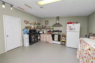 6236 Springwoods Ln, Lakeland, FL 33811 - Photo 9