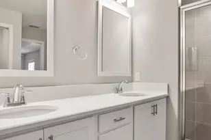 617 Cypress Creek Run, Saint Cloud, FL 34771 - Photo 11
