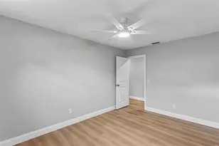 526 Poppell Dr, Lakeland, FL 33813 - Photo 25
