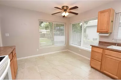 928 E Valencia Street, Lakeland, FL 33805 - Photo 9