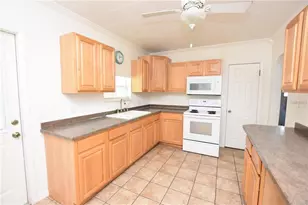928 E Valencia St, Lakeland, FL 33805 - Photo 29