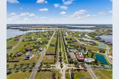 535 Adams View Lane, Auburndale, FL 33823 - Photo 1