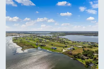 535 Adams View Lane, Auburndale, FL 33823 - Photo 3