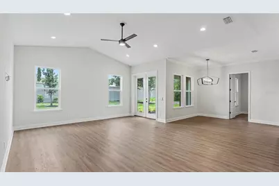 5367 Clubhouse Hills Lane, Lakeland, FL 33812 - Photo 3