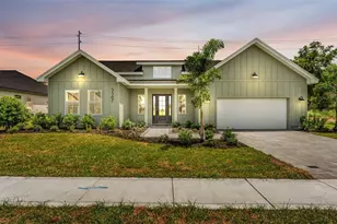 5367 Clubhouse Hills Ln, Lakeland, FL 33812 - Photo 1