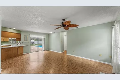 2208 Groveglen Circle, Lakeland, FL 33812 - Photo 9