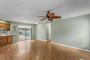 2208 Groveglen Cir, Lakeland, FL 33812 - Photo 9