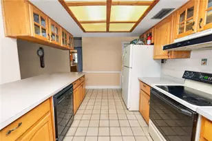 5028 Headland Hills Ave, Tampa, FL 33625 - Photo 9