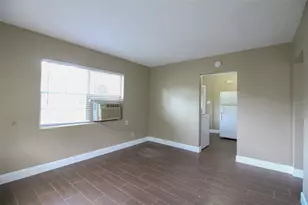 1114 S Tennessee Ave, Lakeland, FL 33803 - Photo 3