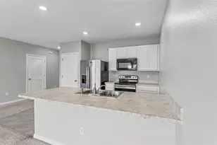 524 Burnham Cir, Auburndale, FL 33823 - Photo 7