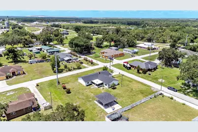 2055 Avenue C, Mulberry, FL 33860 - Photo 3