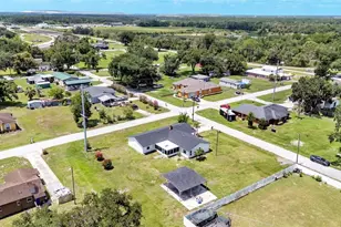 2055 Ave C, Mulberry, FL 33860 - Photo 3