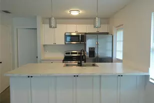 206 Mary Catherine Ct, Lakeland, FL 33809 - Photo 5