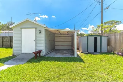 2510 Island Oaks E, Lakeland, FL 33805 - Photo 17