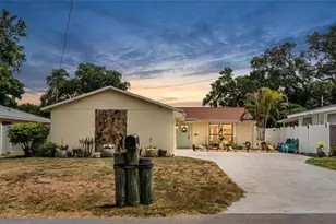 14803 Sunset Dr, Largo, FL 33774 - Photo 7