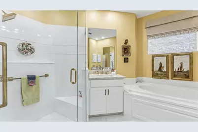564 Grasslands Village Circle, Lakeland, FL 33803 - Photo 19