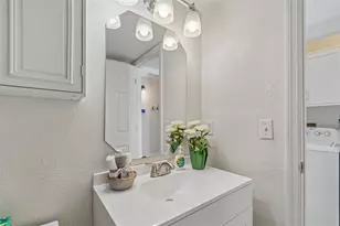 2117 Lakewood Club Dr S, Saint Petersburg, FL 33712 - Photo 51