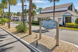 2117 Lakewood Club Dr S, Saint Petersburg, FL 33712 - Photo 57