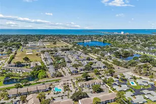 2117 Lakewood Club Dr S, Saint Petersburg, FL 33712 - Photo 73