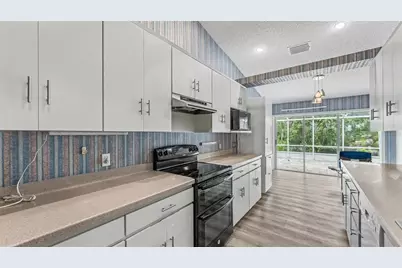 549 Peninsular Drive, Lakeland, FL 33813 - Photo 11