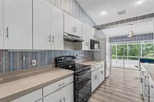 549 Peninsular Dr, Lakeland, FL 33813 - Photo 11