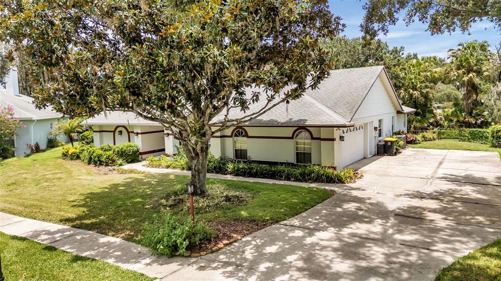 549 Peninsular Dr - 549 Peninsular Dr, Lakeland, FL 33813 Luxury Property | Jose Angel Pina