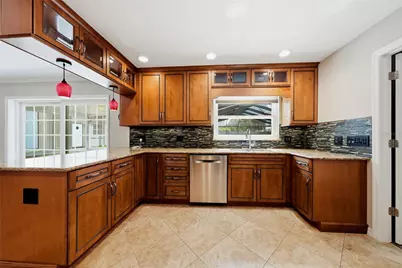 2103 Ramblewood Lane, Brandon, FL 33510 - Photo 13