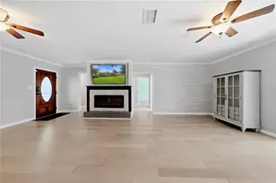 2103 Ramblewood Ln, Brandon, FL 33510 - Photo 9
