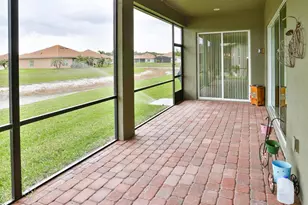 1061 Sawgrass Dr, Winter Haven, FL 33884 - Photo 23