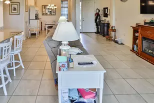 1061 Sawgrass Dr, Winter Haven, FL 33884 - Photo 5