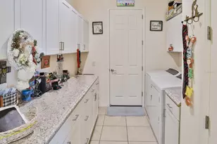 1061 Sawgrass Dr, Winter Haven, FL 33884 - Photo 21