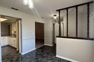 721 Greenleaf Ln, Lake Wales, FL 33853 - Photo 3