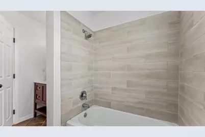 1905 Suzanne Lane, Lakeland, FL 33813 - Photo 25