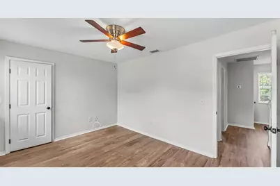 1905 Suzanne Lane, Lakeland, FL 33813 - Photo 33