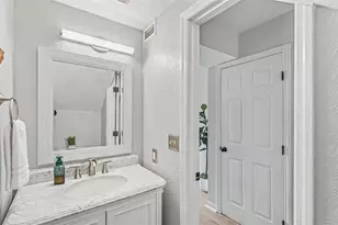1905 Suzanne Ln, Lakeland, FL 33813 - Photo 19