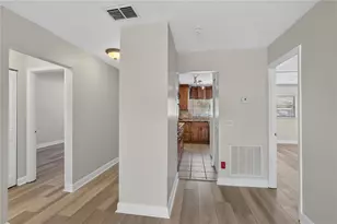 200 El Camino Dr, Winter Haven, FL 33884 - Photo 9