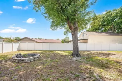 8327 Maid Marions Trail, Lakeland, FL 33809 - Photo 25
