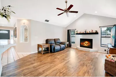 8327 Maid Marions Trail, Lakeland, FL 33809 - Photo 5